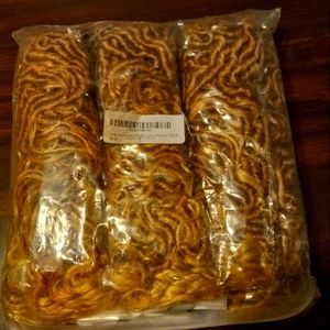 Karida Goddess Locks Croche 22in 8 pack